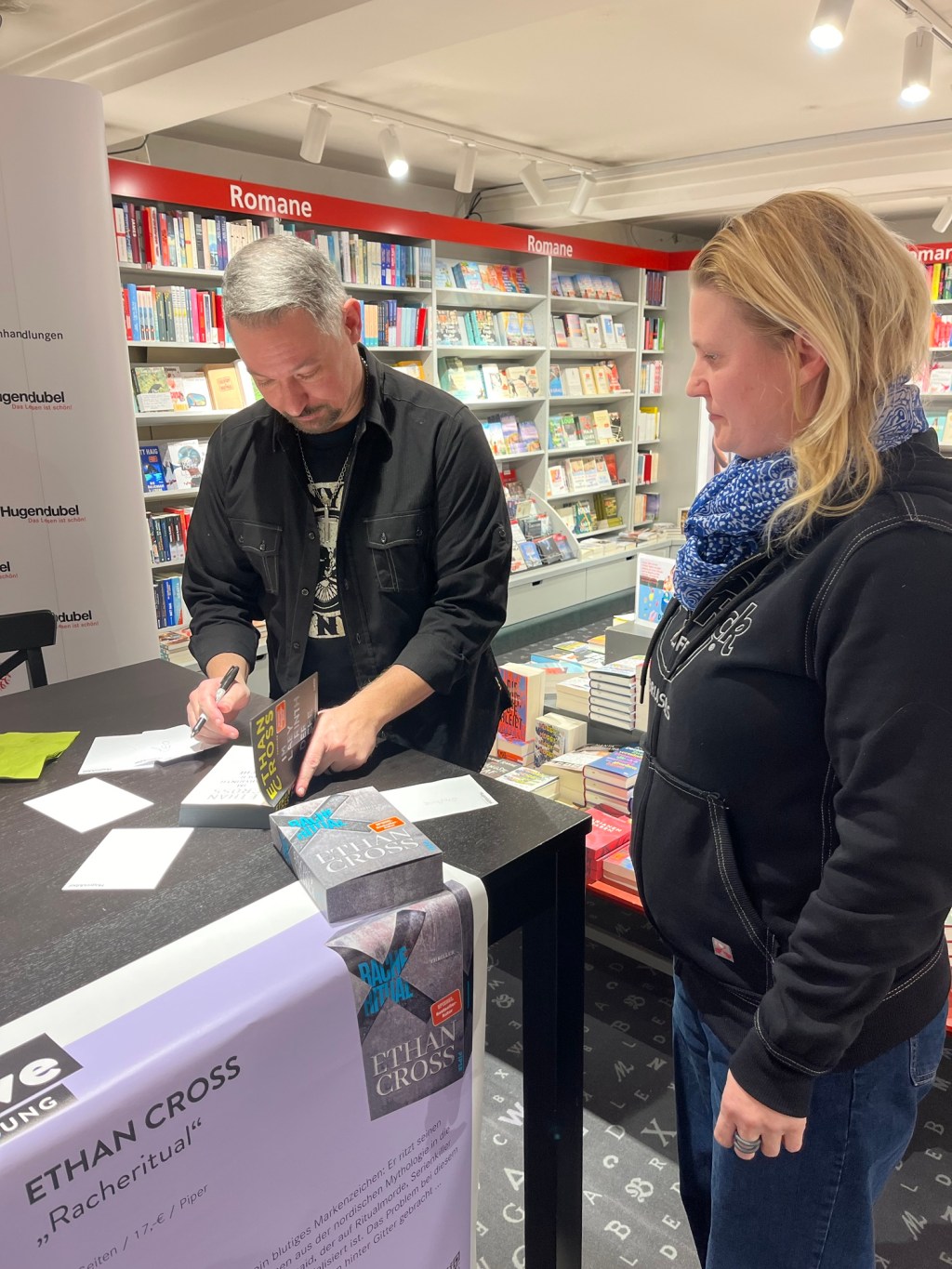 Lesung mit Ethan Cross und Sascha&nbsp;Rotermund